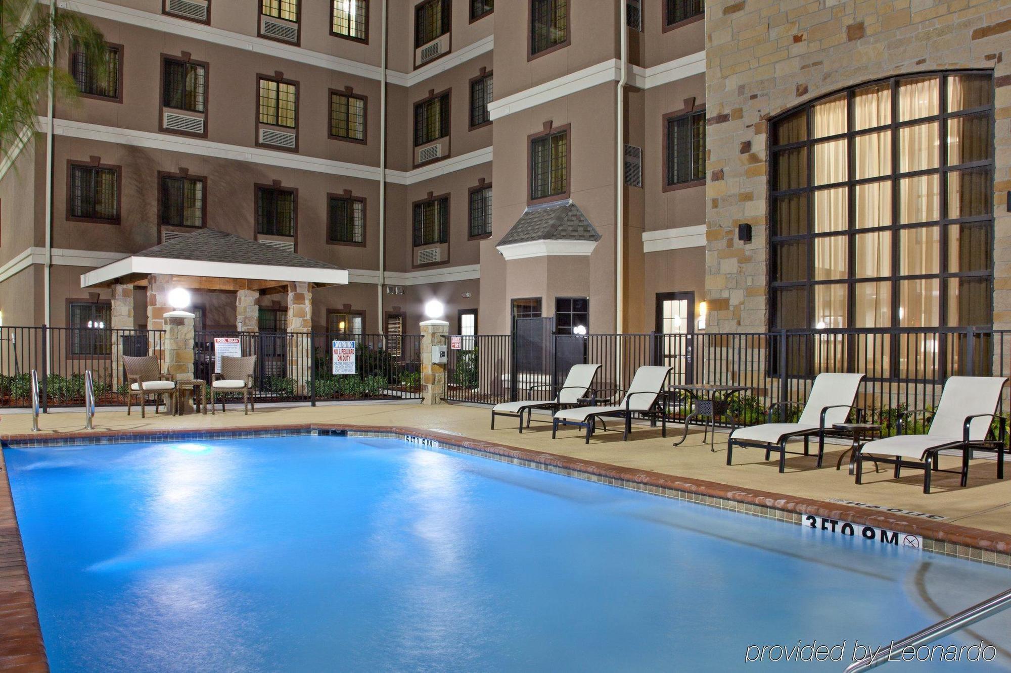 Staybridge Suites Houston Stafford - Sugar Land By Ihg Ανέσεις φωτογραφία